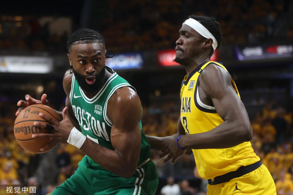 在场上都不 在场上都不